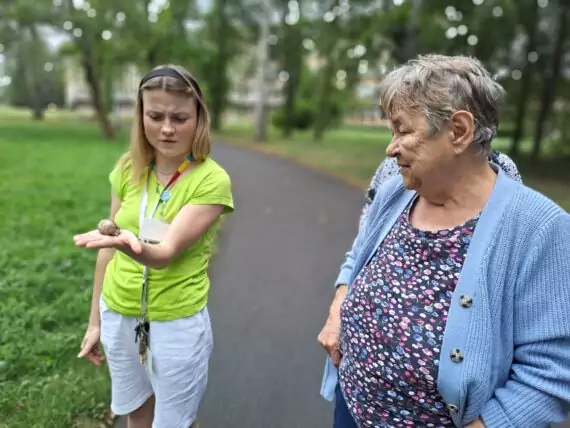 04b0edaa-6843-421e-9f16-1922659bcac4