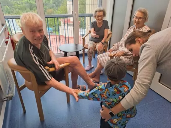 1dfaebf7-917b-4e1c-9811-7967cbc9c0b7