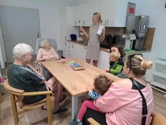 3ff782ff-6948-45d1-bbe1-c20ac3612978