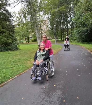 5e75ba60-8f4c-45d2-8431-38fc93a2a7f2