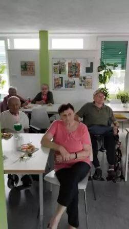 received_1213623273210981