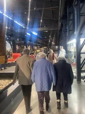 036F995B-796E-4DD7-83C4-CCA9FE92582A