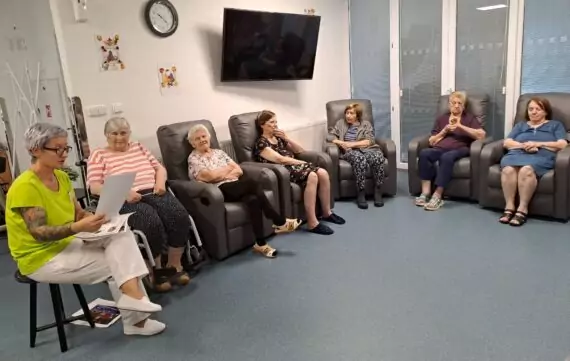 2cc3b959-5632-47d7-804d-764b5ea7ca2c