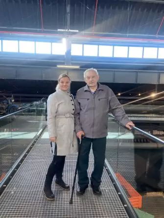 331B06C4-EC49-4150-9144-A4CB24103FEC