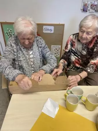 38A64DAF-3DC9-44F3-9A3D-CAE2193E986C