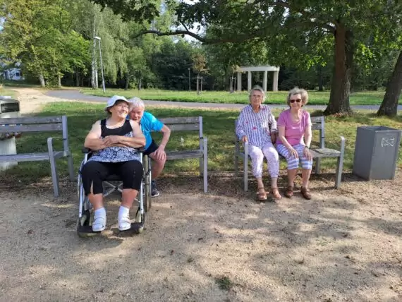 756e24eb-21bb-43b6-ab42-753cfc77da30