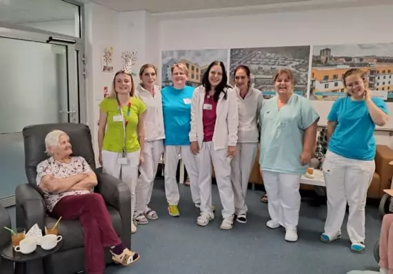 d3438992-2a1c-49ab-9cf0-3af9d128167d