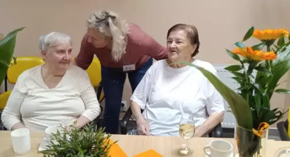 27f2a22f-0e84-44df-a0f7-dc8c24d9624a