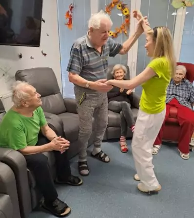 44b82684-8634-4f00-8ec6-1b151a563dad