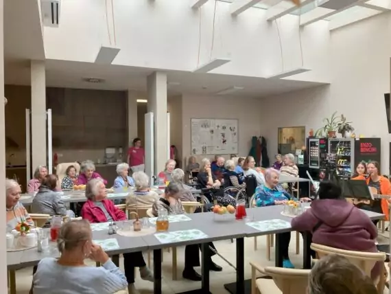 601E4B01-773E-4D0C-ACA5-F6E8A387418A