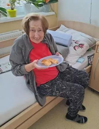 c2724417-69e9-4d11-9d1a-7ef21e7d034e