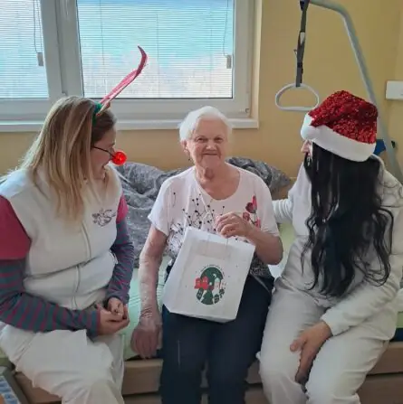 241a3d36-c598-4cb5-8416-6efc55024864