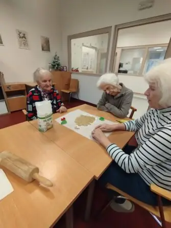 61a82975-e561-42bd-9c89-3de0c44b2980