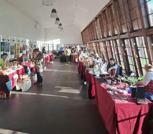 834b9425-9040-4cc5-a860-27169b59f2d8