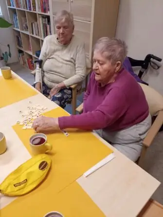 FA1E5B68-4975-4745-81E7-F5F4B3CEB121