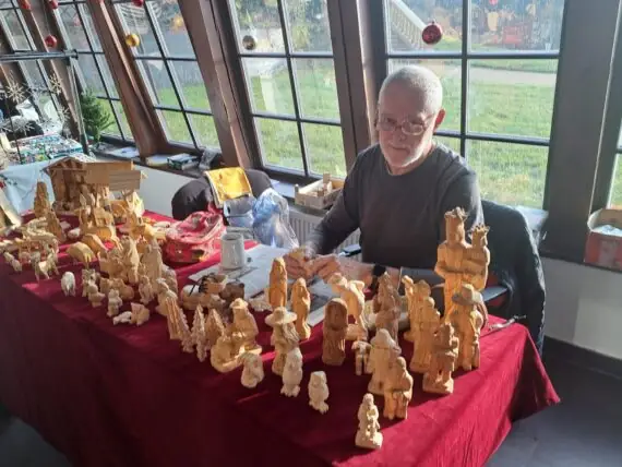 a0fec739-adf1-4d28-be50-abf41f064a8a