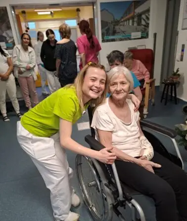 c523476a-6b93-4ac4-9ee2-163ad5ea91f9