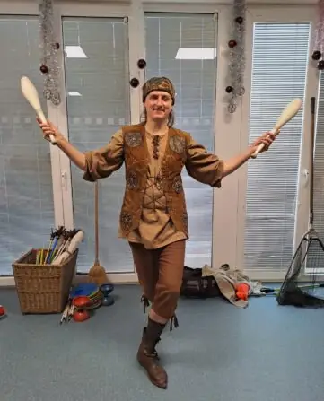 120f0122-4143-42f4-a9e4-1b8ad3439986