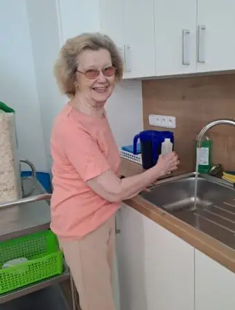 18eff138-aced-4e0c-a111-8f730ce65c5c