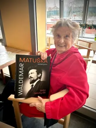 415c1d92-90d9-412c-970a-0327b7041a72