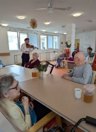 4_PXL_20241215_090331892