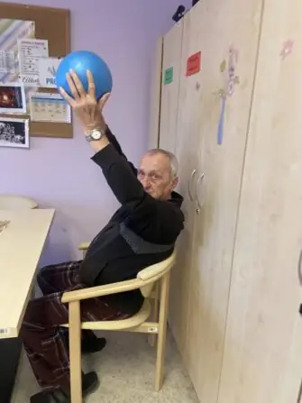 814E4DE0-EC33-4870-A748-32D069192806