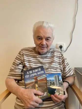 825e6c25-57c4-411f-8630-4b25634dd6c5