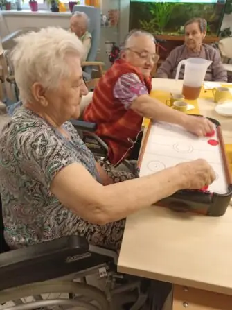 9EBB2277-57A9-4C5E-959C-2C9290B88F74