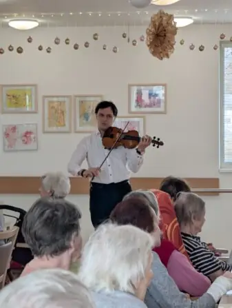 PXL_20241215_090247095