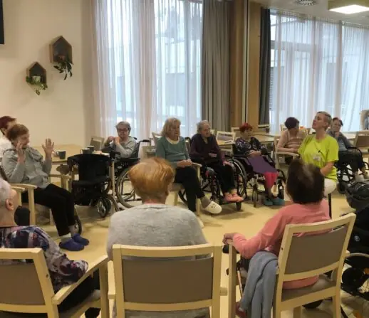 cvičení na jídelně (5)