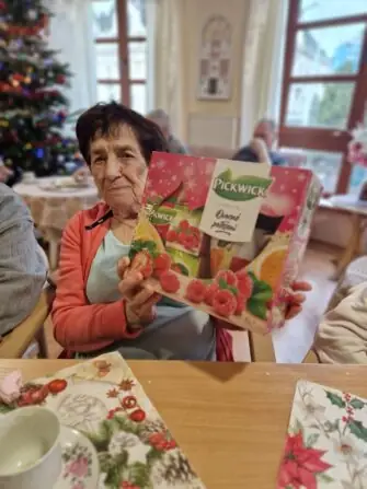 fe976329-283c-4bc3-b06d-d5a52f31a310