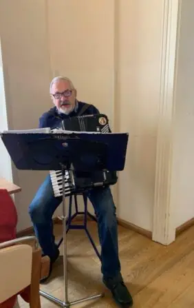 2025 02 07 harmonikář (12)