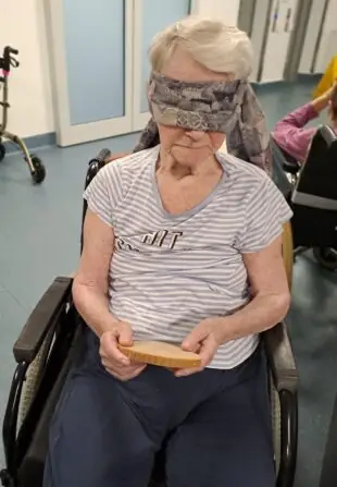 77b8cfe5-de2b-4a33-b319-c61e3ce09750