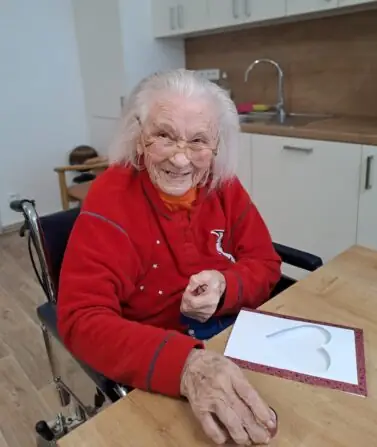 a232f43c-4261-422c-8be3-8fce76d2356e