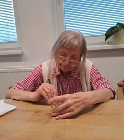 b98154fd-40b0-4fb3-87f6-7d5cceb818e6