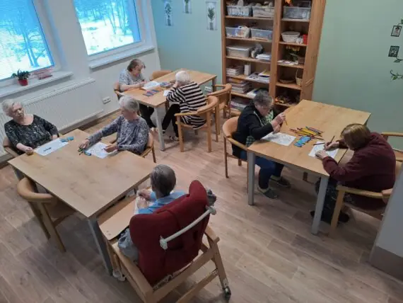 ff5bf954-8e8e-4eb4-a7d3-d947917c46de