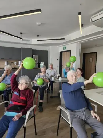 0a21aeb0-62d2-43c2-a97a-439683c4babd