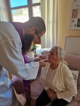 72ea69b9-9eb0-48b3-a87d-827cde1586dd