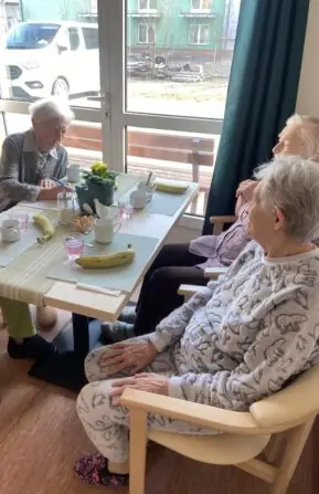 91D408F5-0816-4E29-847E-88FCA135BE55