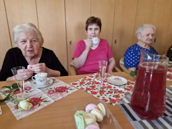 ad27c098-4fe5-47ec-9b7d-74312e9ac428