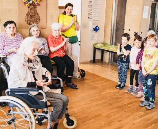 d784adec-a003-4227-9132-d4b5754d232a