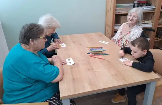 dfe2f1e6-d36a-4b02-9e89-bf9ee5b9b933