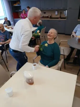 ed021709-bfce-4fcb-950c-670689360822