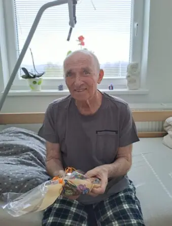 14bc98c6-b121-459e-9110-2259287c3f9e