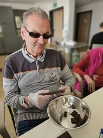 1d5320db-e4e5-4025-8c09-baae5e7b4a29