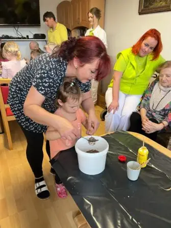 32351b18-0bdd-4989-9646-eef388e7f6a4