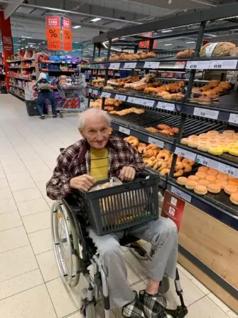 40d09892-27f1-40bb-9a3e-96e329ba321c