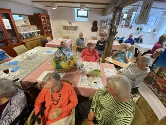 Messenger_creation_CF1AE067-4DFE-4AE9-83C5-99F4C915DC61