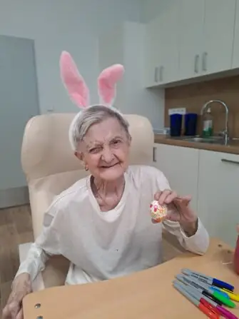 fe6b4b63-3709-4709-b2e8-943aaec34405