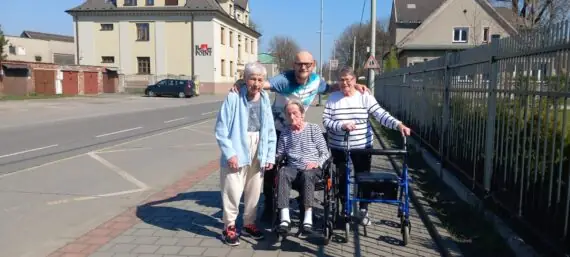 0373cd53-7a1e-45d1-b53e-6bbcc6f1c0e2